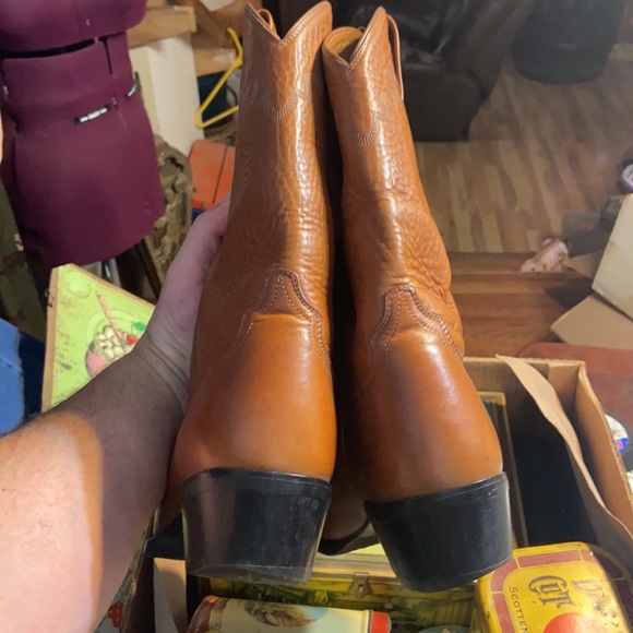 Ariat cowboy boots - Picture 7 of 10